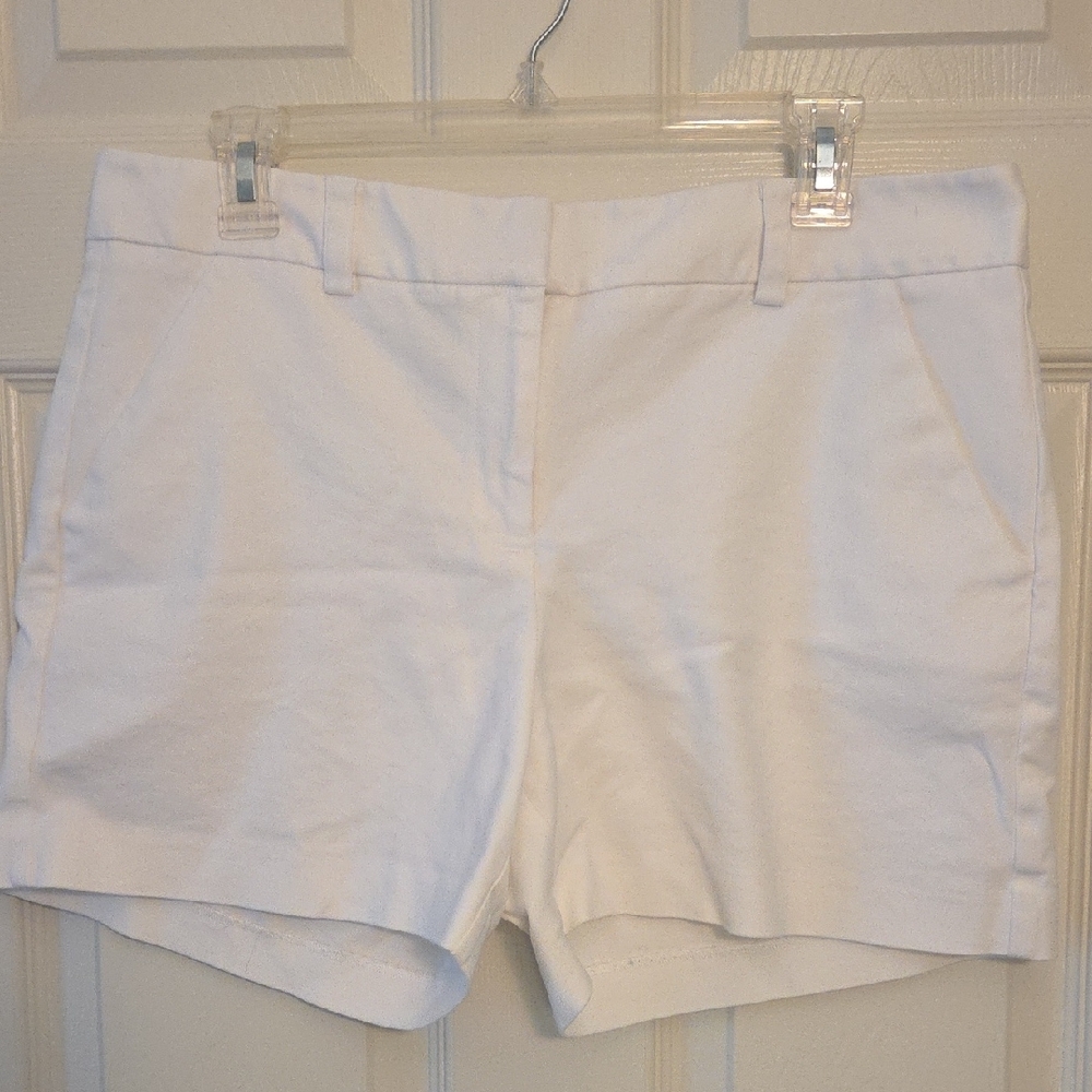 Vince Camuto Women's White Shorts Size 12